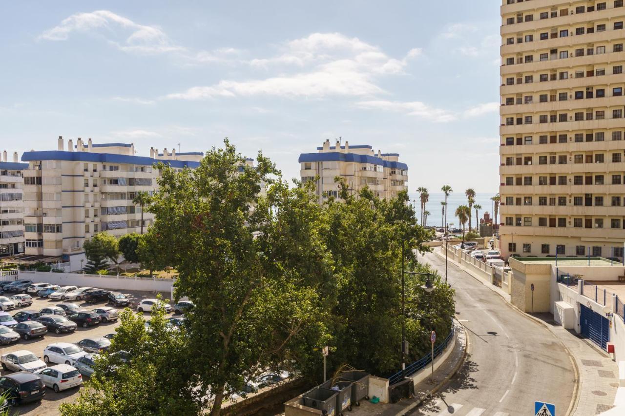 2Nd Line From The Beach , Seaviews + Parking &Pool Benalmadena Bagian luar foto