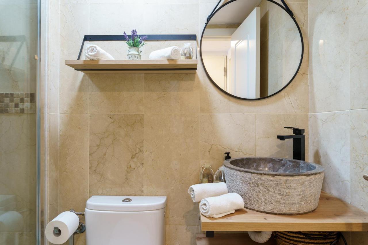 2Nd Line From The Beach , Seaviews + Parking &Pool Benalmadena Bagian luar foto