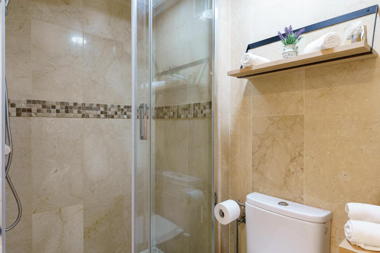 2Nd Line From The Beach , Seaviews + Parking &Pool Benalmadena Bagian luar foto